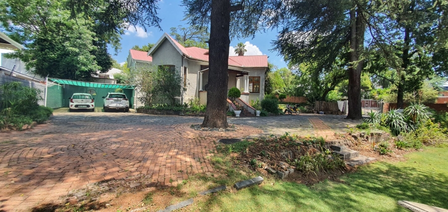 5 Bedroom Property for Sale in Waverley Free State